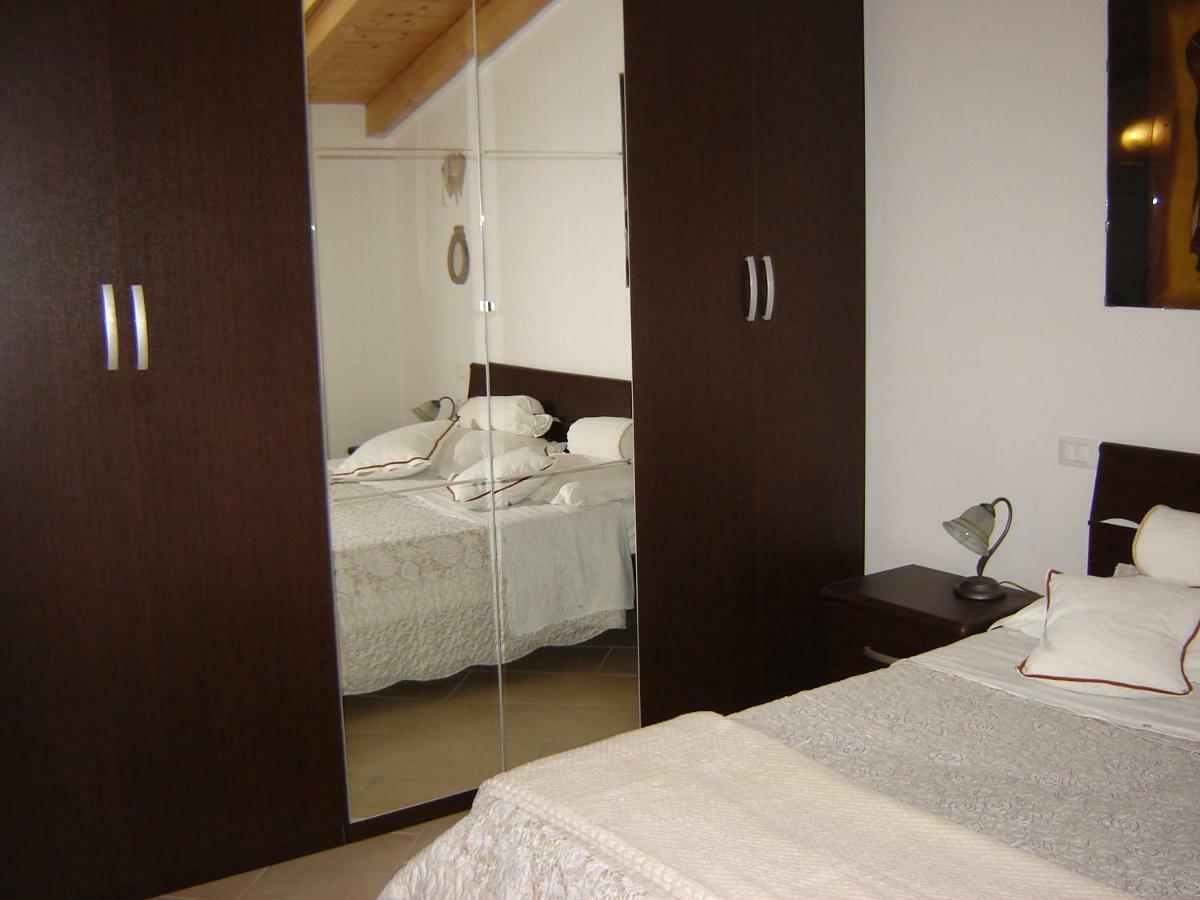 A 7 Km Da Salo' Casa Del Sole Mansarda Apartamento Gavardo Exterior foto
